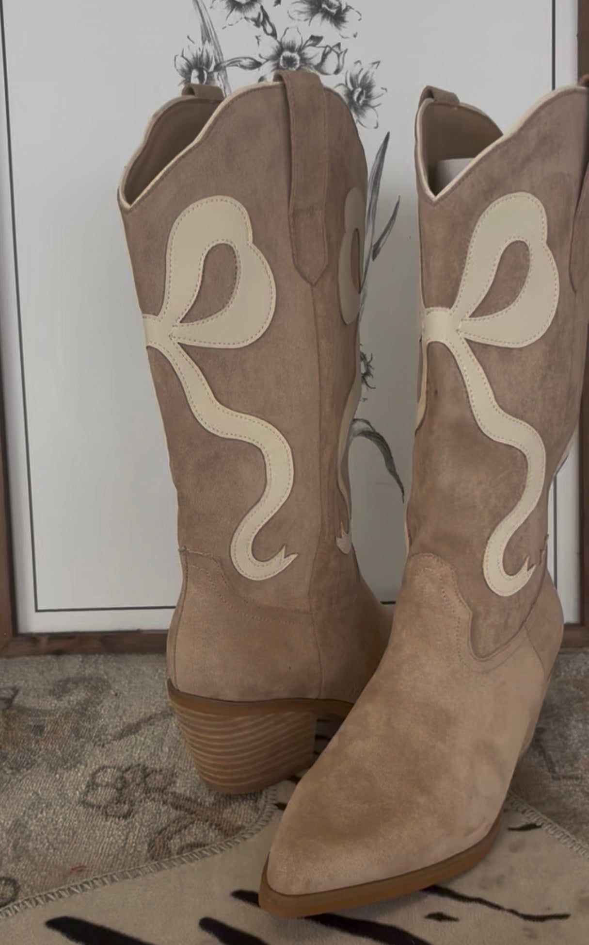 Queen Bow Boots