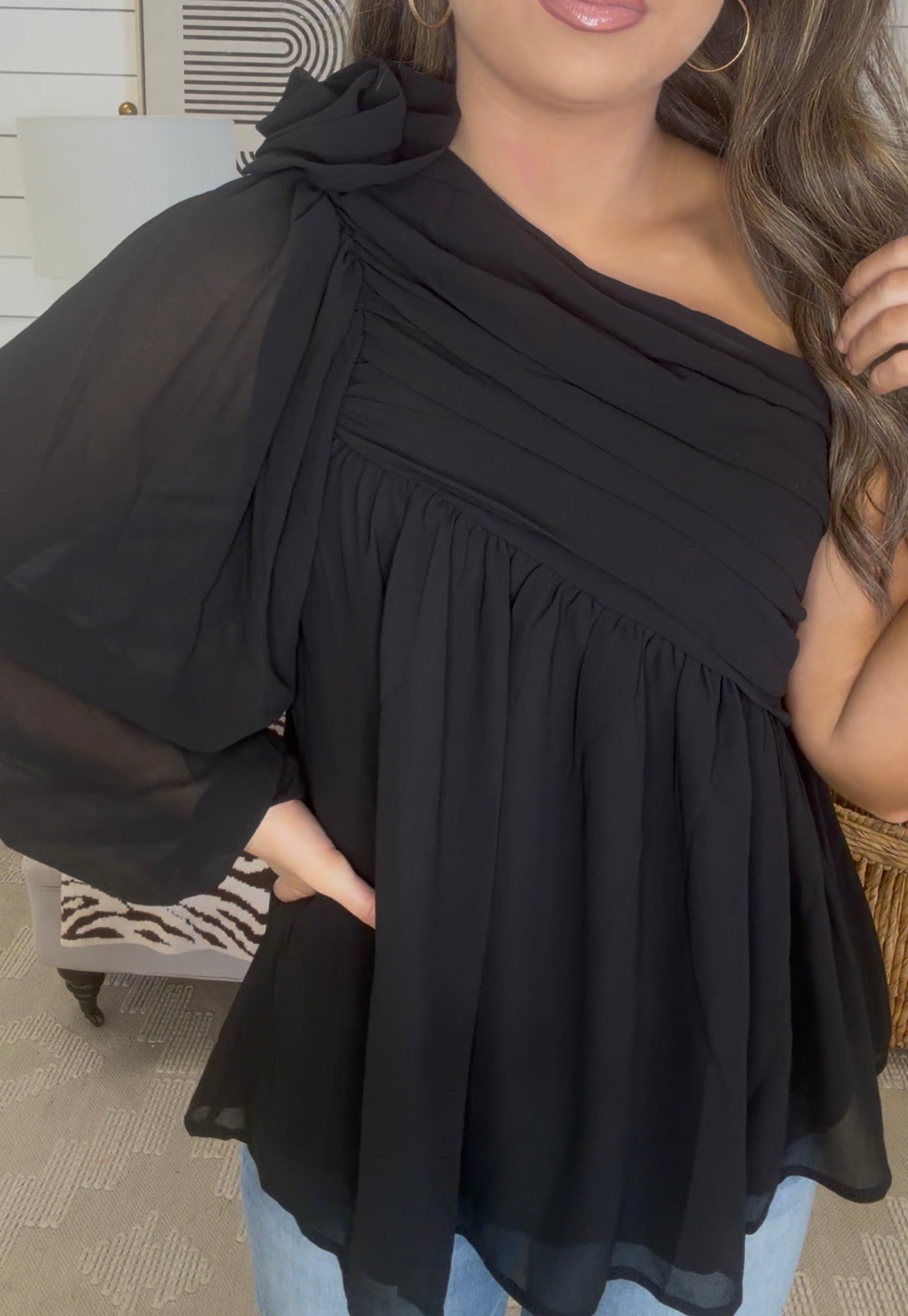 Black One Shoulder Top DEAL