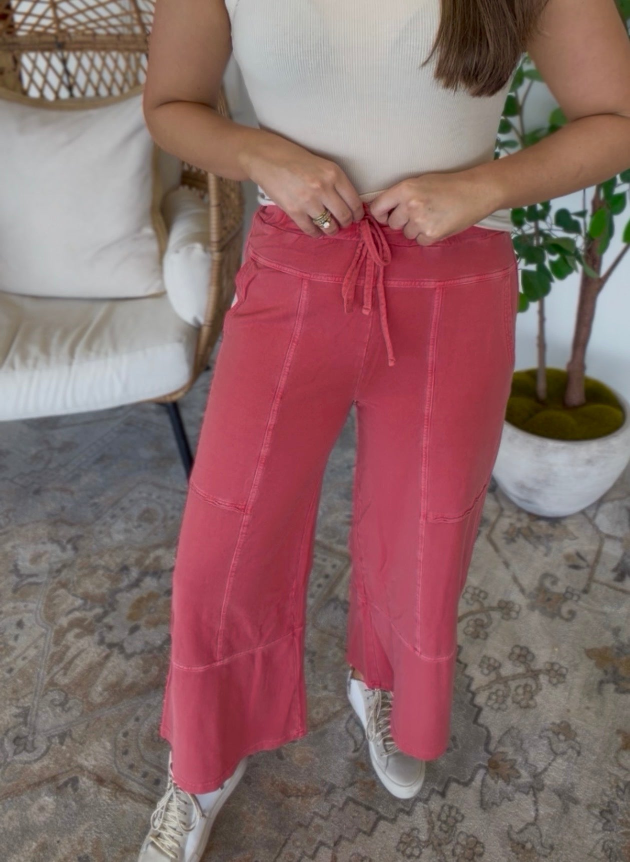 ZENANA BRAND Crop Pants- Red