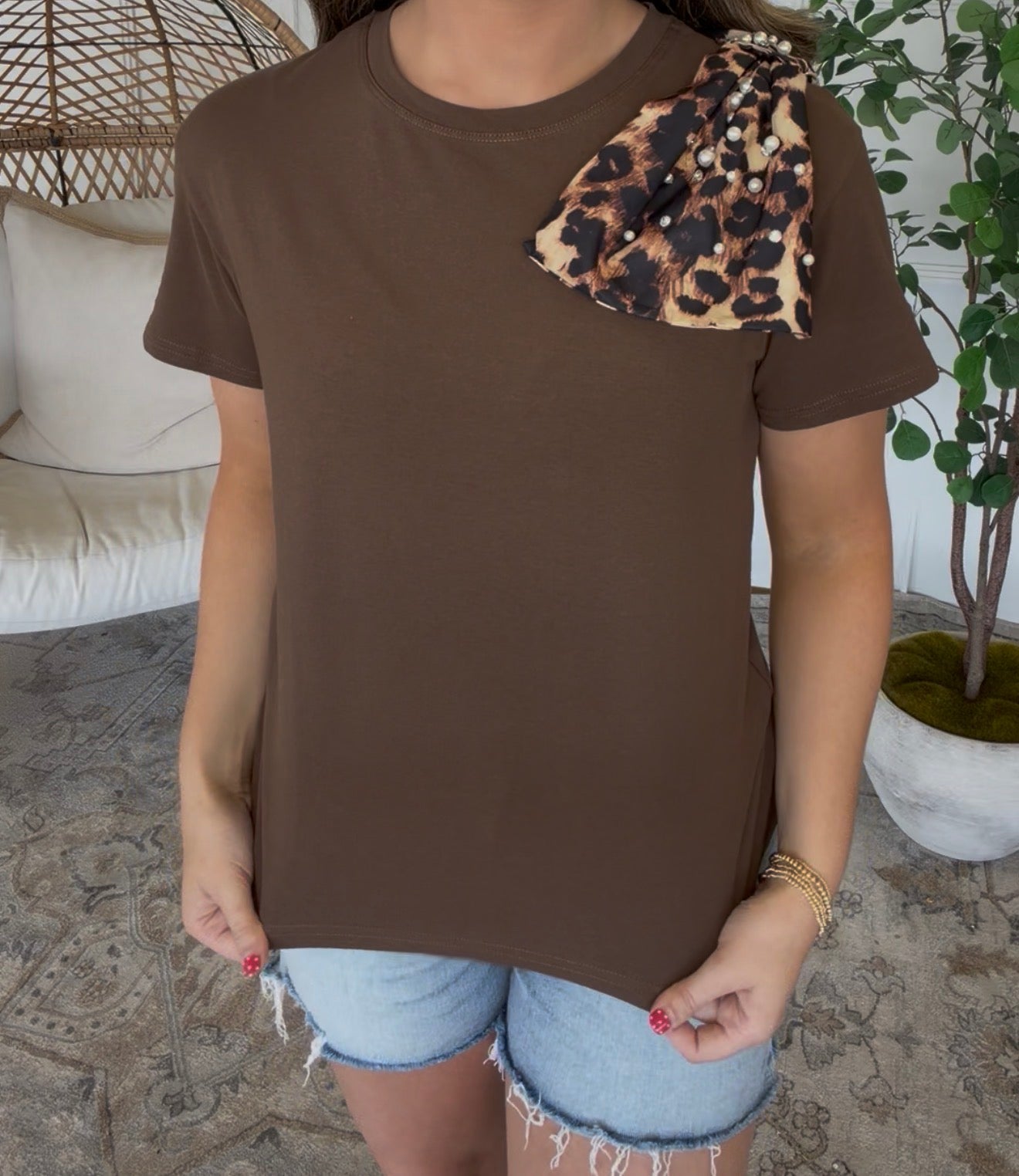 Brown Tee DEAL