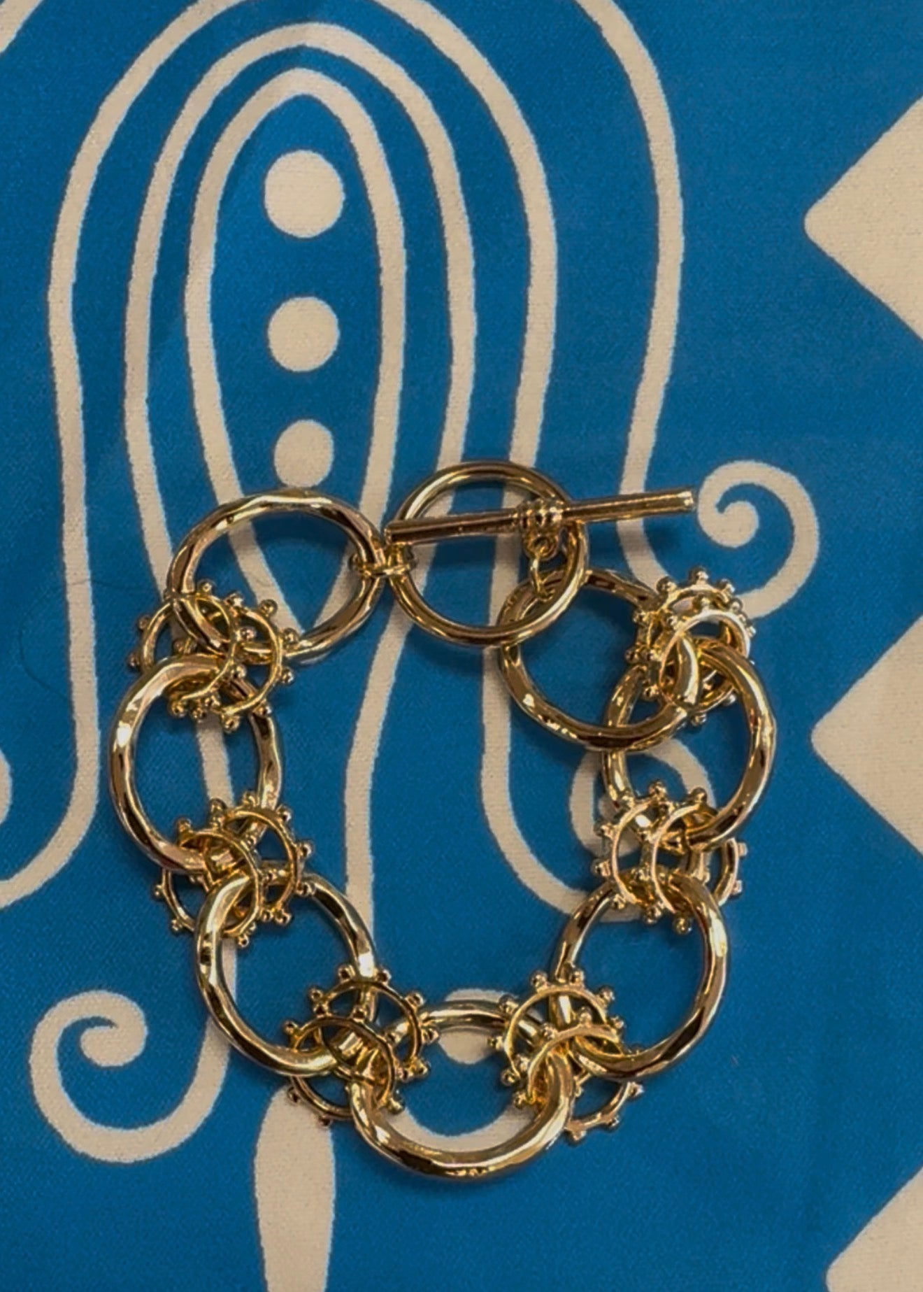 GOLD CHAIN BRACELET